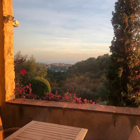 Le Haut Des Espinets Villa *